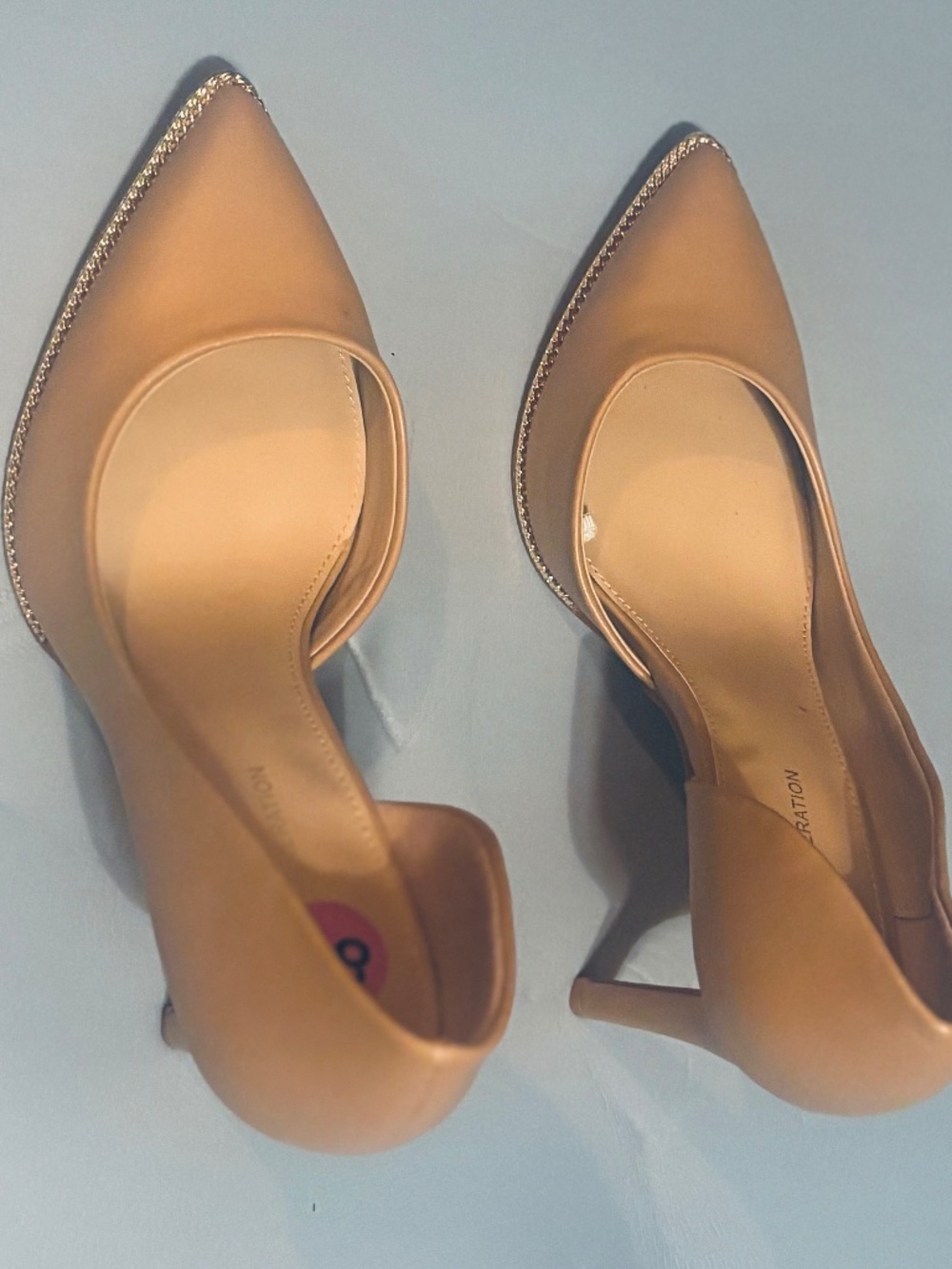 BCBGeneration Stilettos Pumps Nude With Sequins Accent Sz 81/2